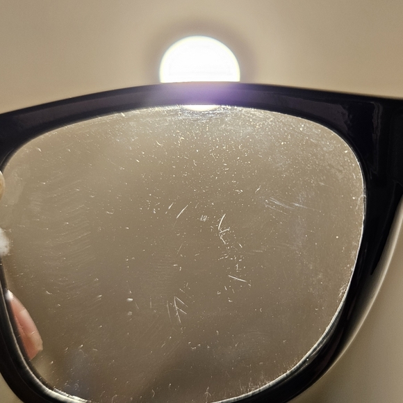 ⚠️Free Bundle Item Hello Kitty glasses clear lenses - Picture 5 of 6